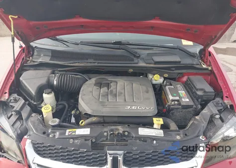 2013 Dodge Grand Caravan Sxt from USA, damaged, VIN 2C4RDGCG5DR717292